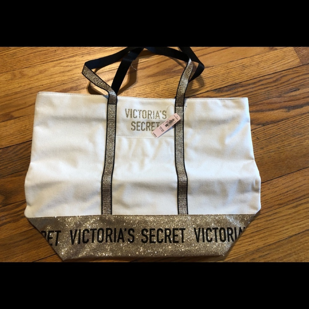 NWT Victoria Secret bag